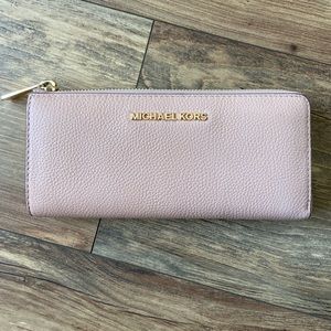 Micheal Kors Wallet